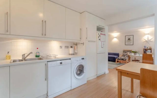 Elephant and Castle 2 Bedroom Apartment