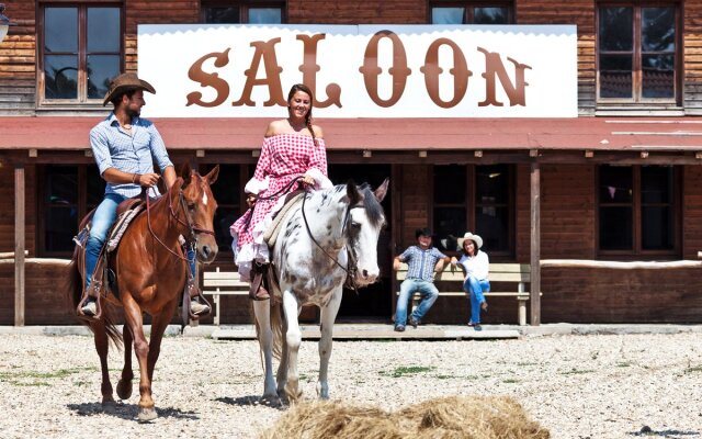 Horse Country Resort Congress & Spa