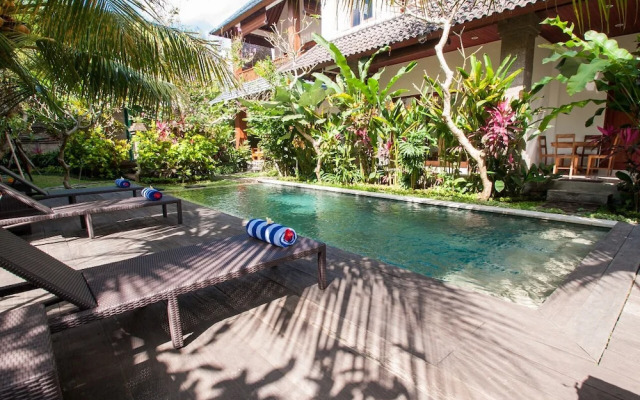 Flamboyant Villa Ubud