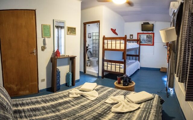 Pousada Sobre As Ondas