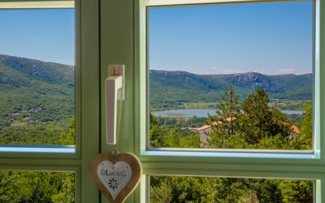 Tribalj in Tribalj with 3 bedrooms and 3 bathrooms