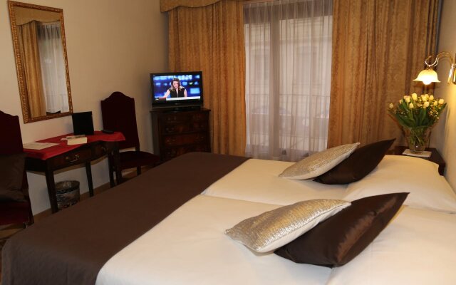 Hotel Excelsior