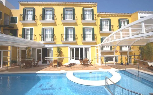 Hotel Jeni & Restaurant