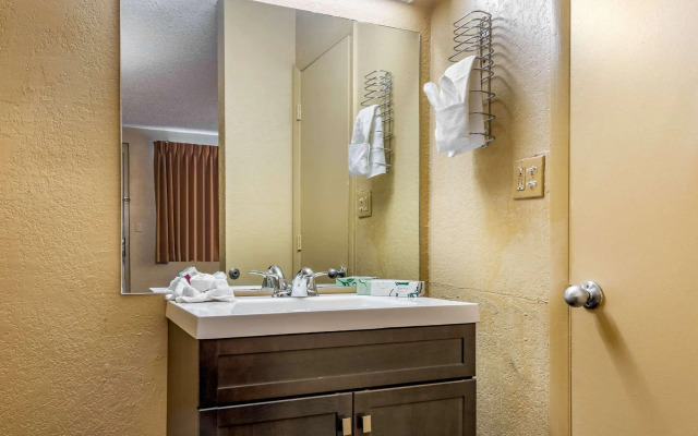 Rodeway Inn Pueblo