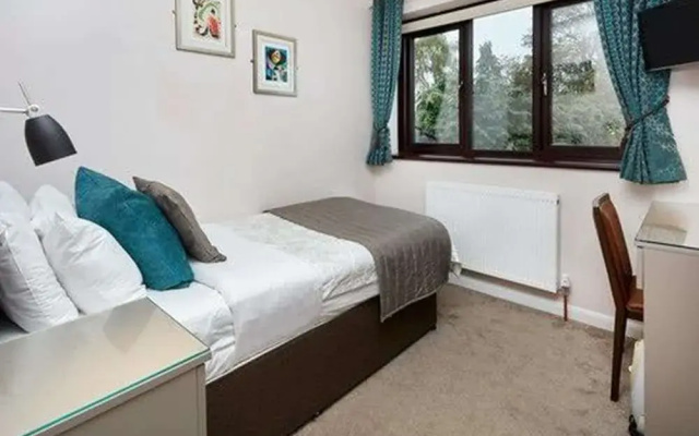 Conifers Guest House