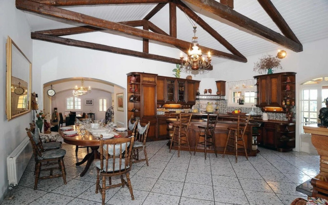Villa Pagali