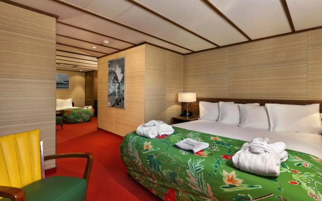 ss Rotterdam Hotel & Restaurants