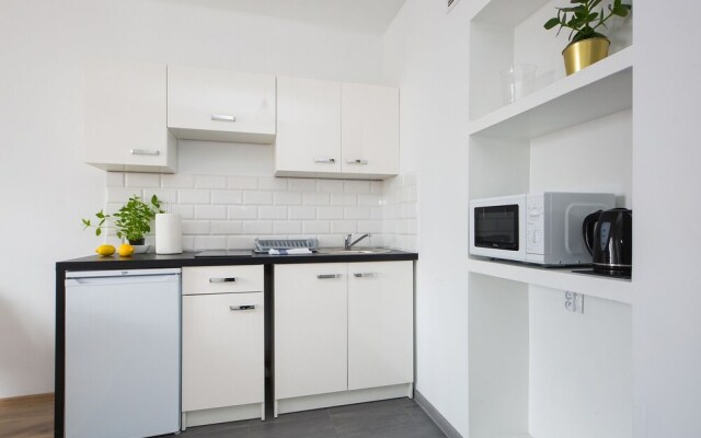 ShortStayPoland Zelazna (B47)