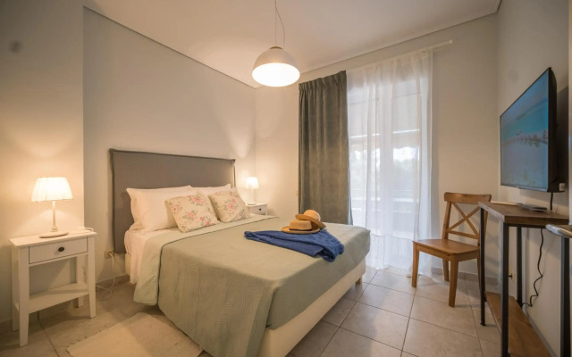 Barbati Bay Elegant Beach Apartments by Hotelius