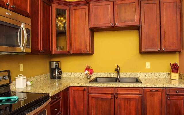 Rock Point Villas Vacations Rentals Sandy Bay, Roatan, Honduras.c.a