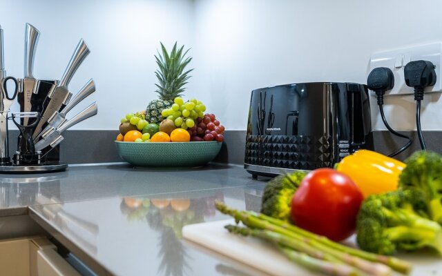 Lak Serviced Apartments