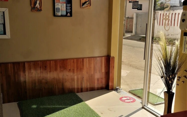 San Roque Hostal