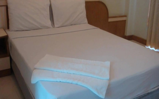 Wangburapa Grand Hotel