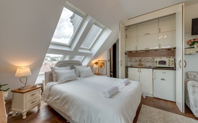 Luxury and Sunny Studio With a View in TOP Centre