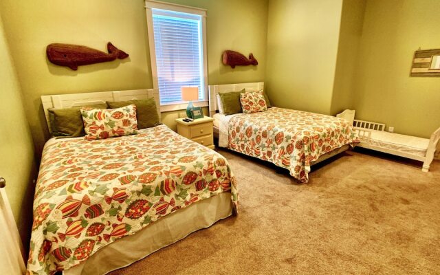 Ark On Crystal Beach by RedAwning