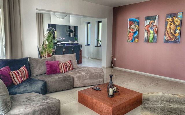 Villa Flora Apartment