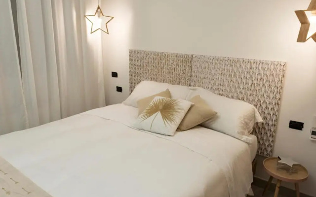 Vatican Luxury 2BD 2BA - Vatican Luxury Rizzo