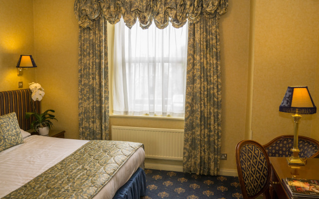 London Lodge Hotel