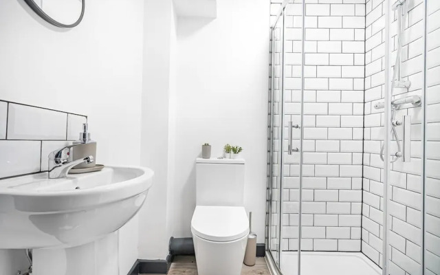 5-bed 5 En-suite Apartment in Manchester