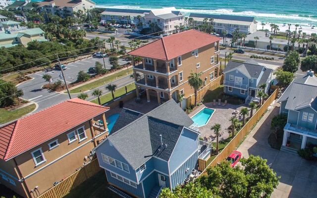 Bottoms Up by RedAwning