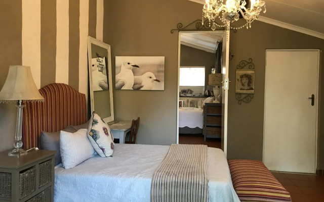 Waterhouse Guest Lodges 295 Indus Street