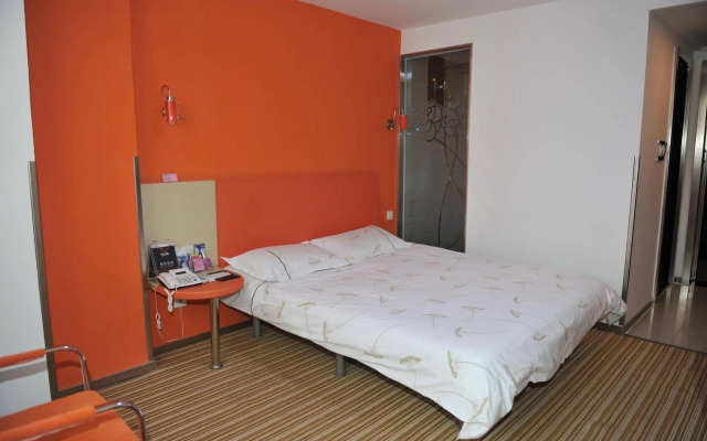 Motel 168
