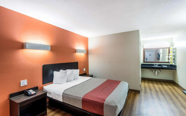Motel 6 New Brunswick