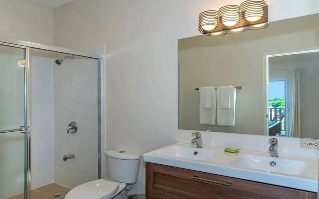 Nianna Coral Bay Luxurious Townhouse- 3