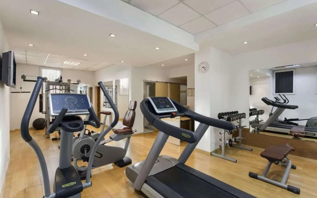 Ramada Hotel & Suites By Wyndham Bucharest North