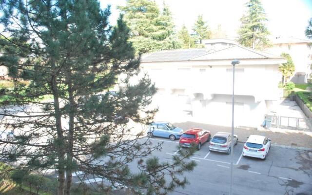 Salix Apartment