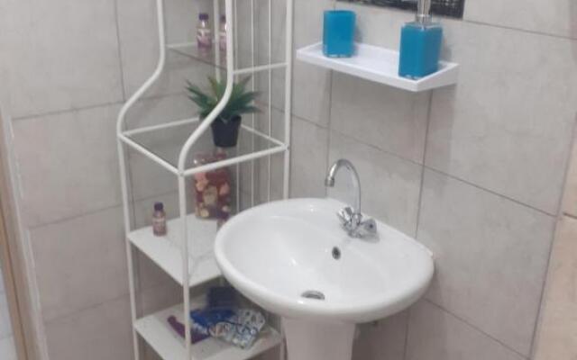 ARIADNIS 3 BEDs apt