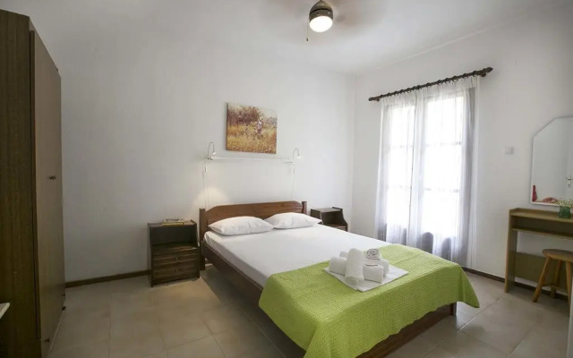 Neria Summer Houses