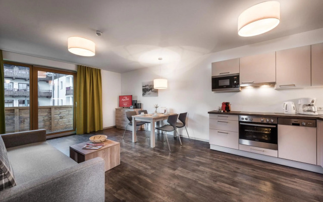 AlpenParks Hotel & Apartment Orgler