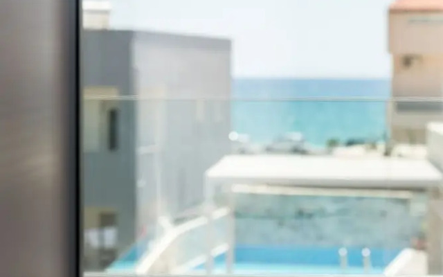 Elmara Luxury Villa 1 - Next to the Beach