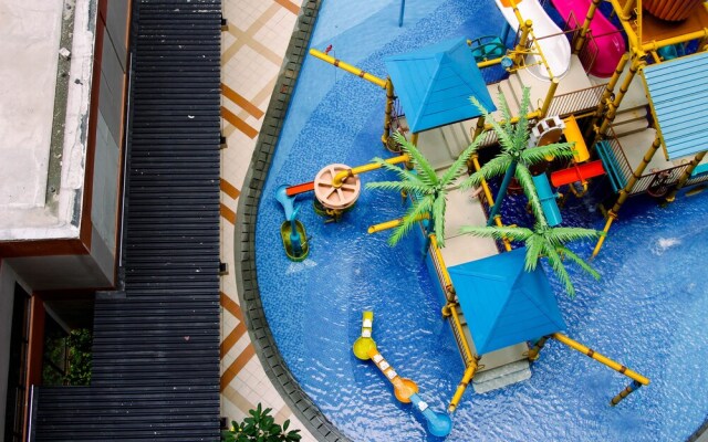 Well Furnished And Comfy Studio At Transpark Juanda Apartment