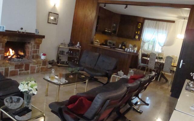 Tea - 60 M From Beach - A1(7+1)