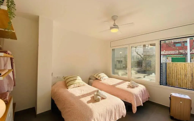 70 M2, Apartamento Cerca De La Playa, Apto Minusvalidos.