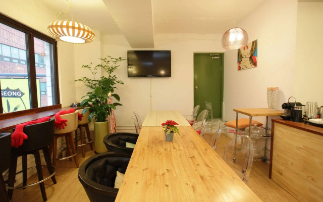 Sum Guesthouse Busan Station