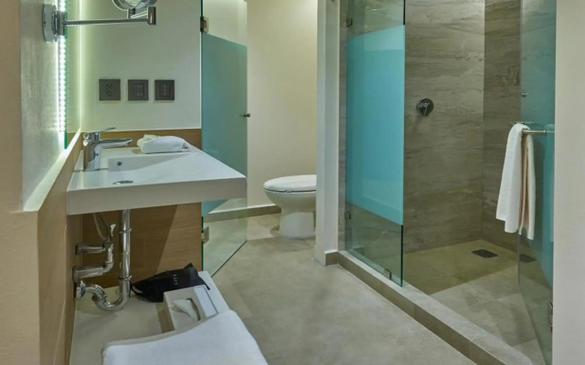 City Express Plus by Marriott Mazatlán
