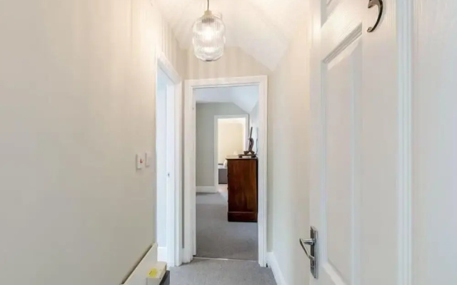 Apartment 5