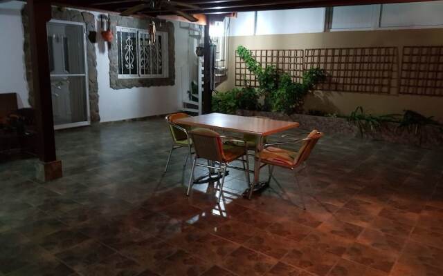 Susana's Bungalow Wifi Free and Pool