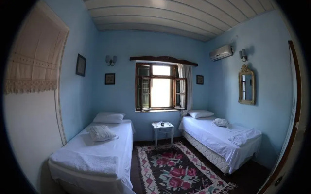 Zeytin Pension