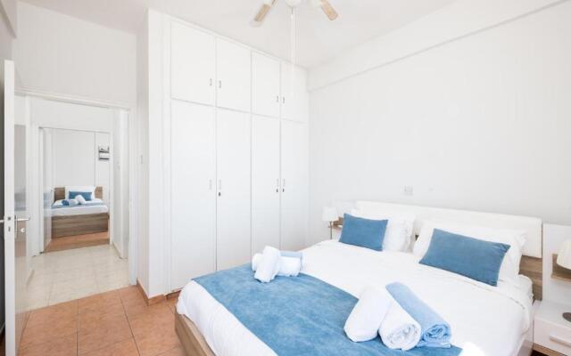 Apollon Beachfront Apartment 302