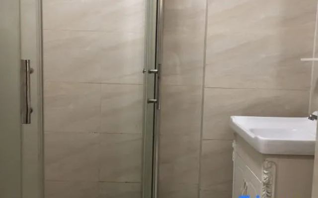 Zhiping Hotel, Jiading District, Shanghai