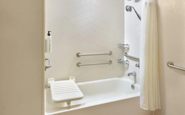 Fairfield Inn & Suites by Marriott Atlanta Buckhead