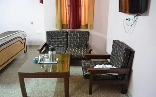 Hotel Tiwari