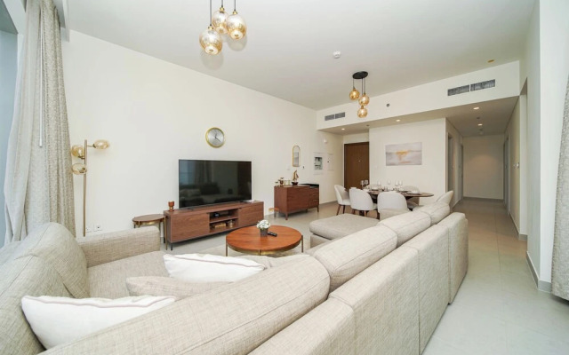 PVH - Opulent 2BR in Forte Tower 1