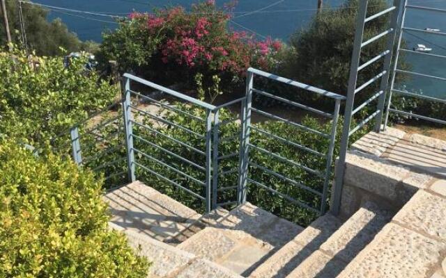 Ageranos seaview house
