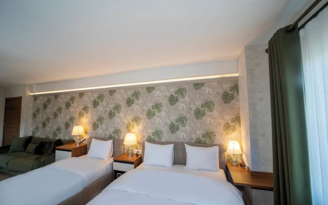 Mell City Suite Hotel