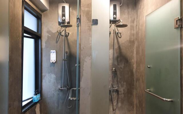 Silom SPACE Hostel